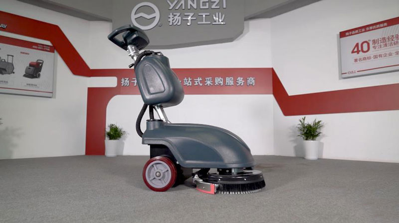 哪種類(lèi)型的洗地機(jī)頭好