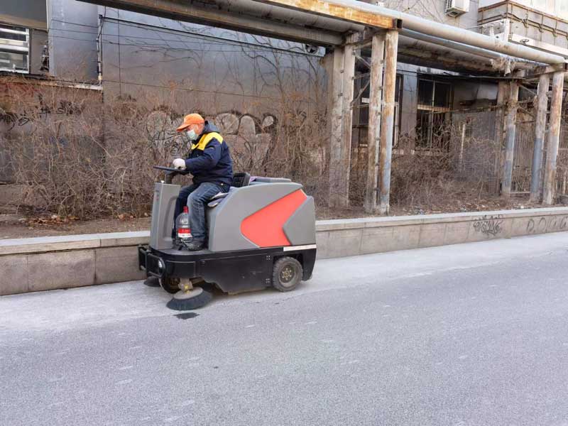 北京798藝術(shù)區(qū)使用揚(yáng)子掃地機(jī)后，持續(xù)采購(gòu)！