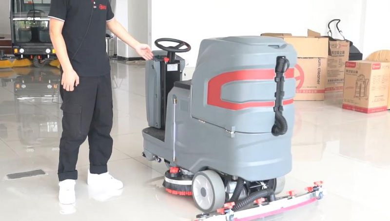 地板清潔機(jī)對(duì)倉庫運(yùn)營的影響