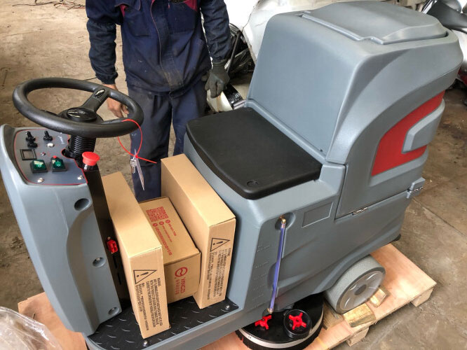 地下車(chē)庫(kù)使用揚(yáng)子洗地機(jī)的好處