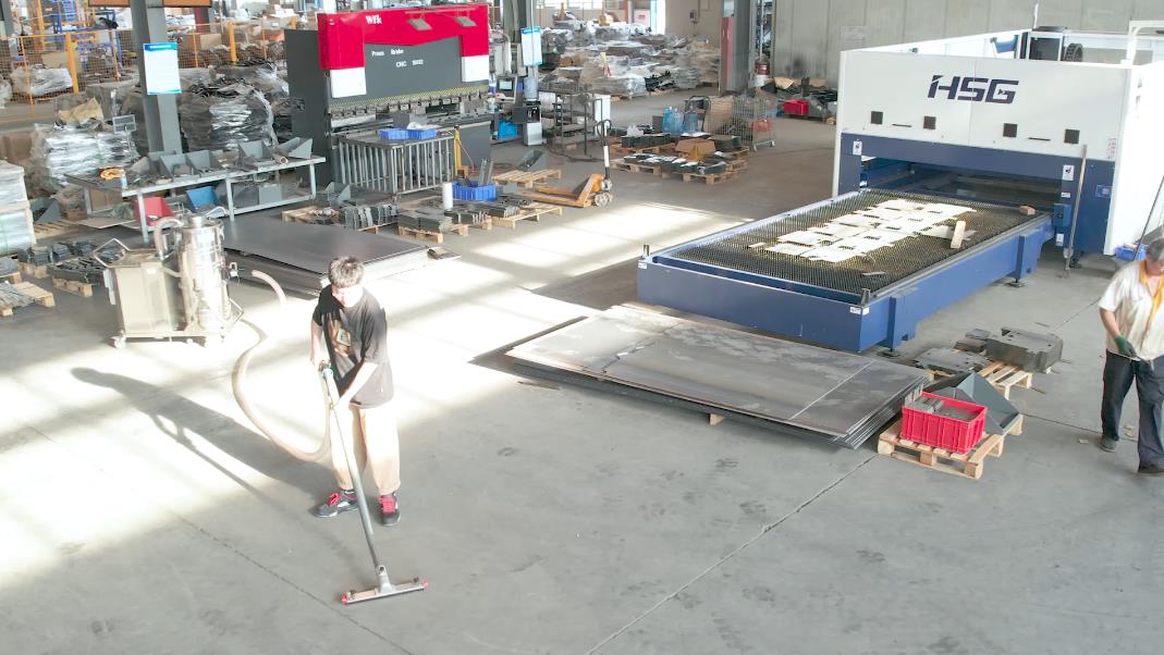 工業吸塵器：消除工業粉塵危害