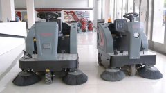 機械式清潔節省人力物力，駕駛式掃地機選揚子